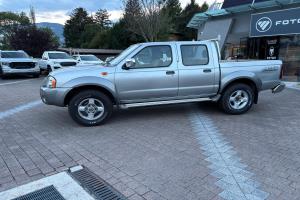 Nissan-NISSAN PICK UP 