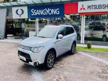 Mitsubishi - OUTLANDER PLUG-IN HIBRYD 4WD DIAMOND  - Km 121678 -  22500 - Clicca per la scheda veicolo completa