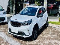 Emc - EMC  4 1.5 BZ MANUALE - Km 0 -  17700,00 - Clicca per ingrandire